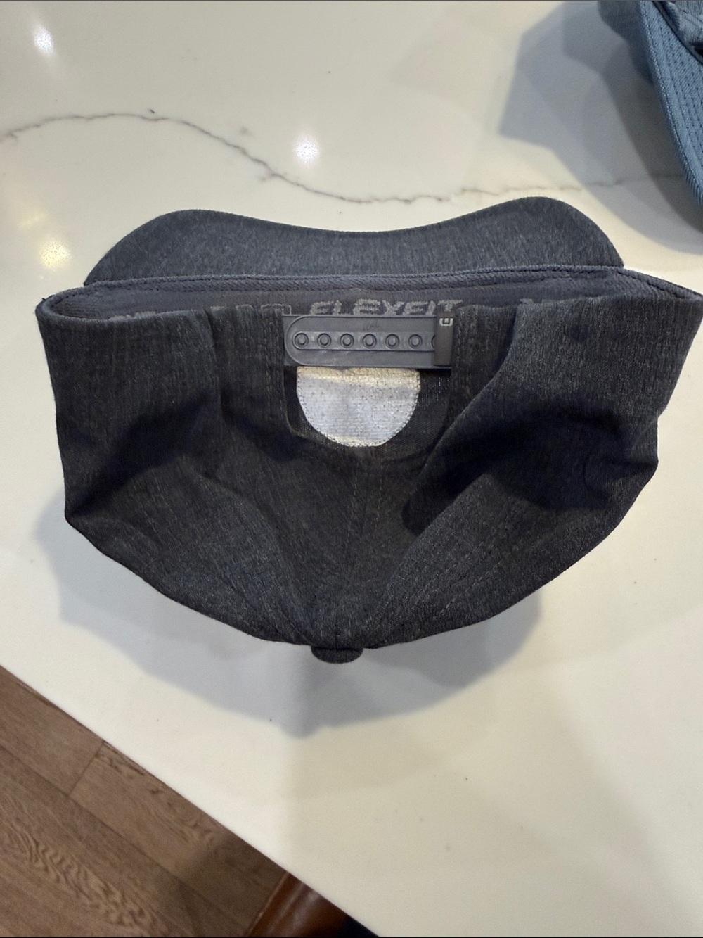 Men Bags Subcategory Classification - Picture 3 of 7